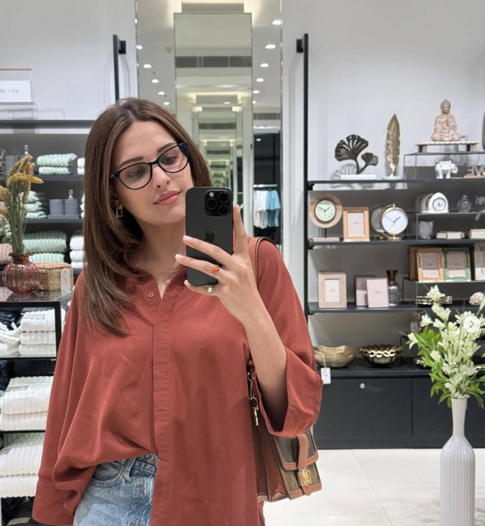 Suhe Ve Vibe - Himanshi Khurana